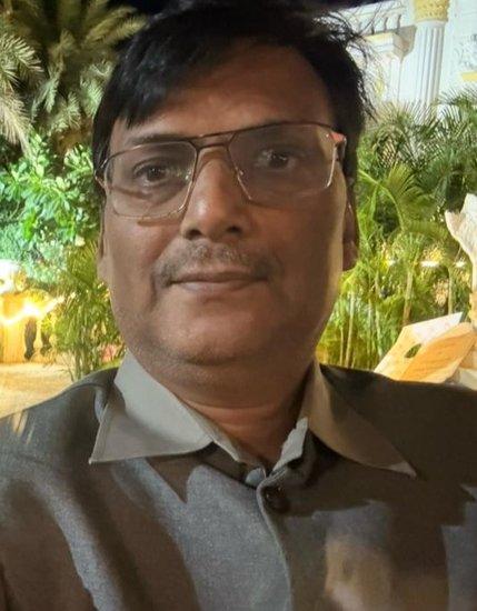 Dr Satyendra Sinha